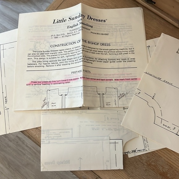 Bishop Dress Pattern for English Smocking Little Sunday Dress Florence Roberson - Picture 5 of 6